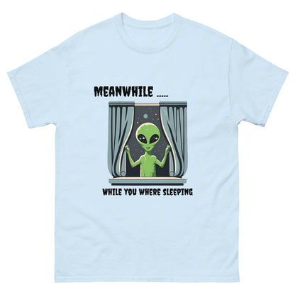 Alien Peeper Men's classic tee - Ruppy's Creations