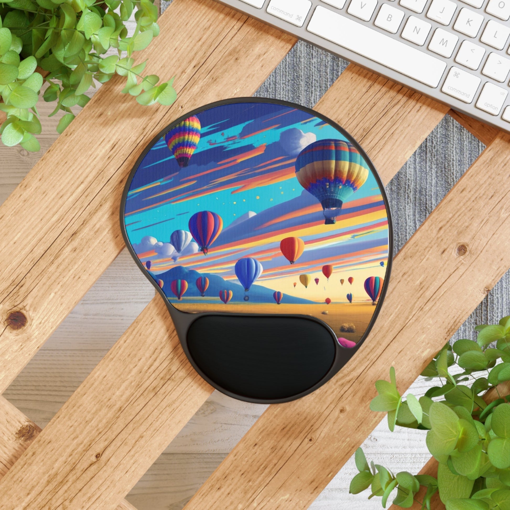 Hot Air Balloon Mouse Pad With Wrist Rest - Ruppy's Creations